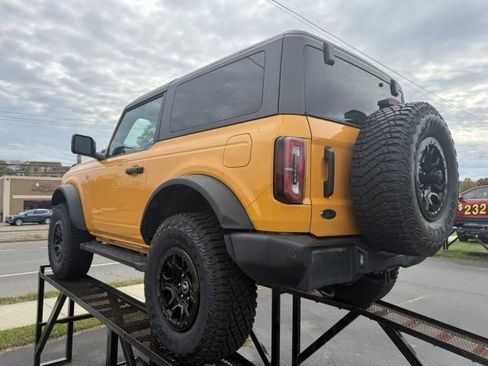 Used 2022 Ford Bronco Wildtrak image 5