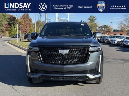 Used 2021 Cadillac Escalade Sport Platinum w/ LPO, ONYX Package image 6