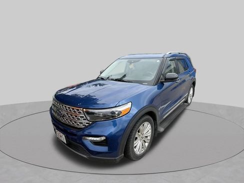 Used 2022 Ford Explorer Limited AWD/4WD image 2