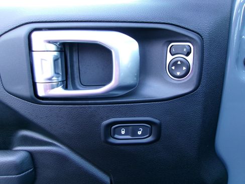 New 2026 Jeep Wrangler Unlimited Sport image 12