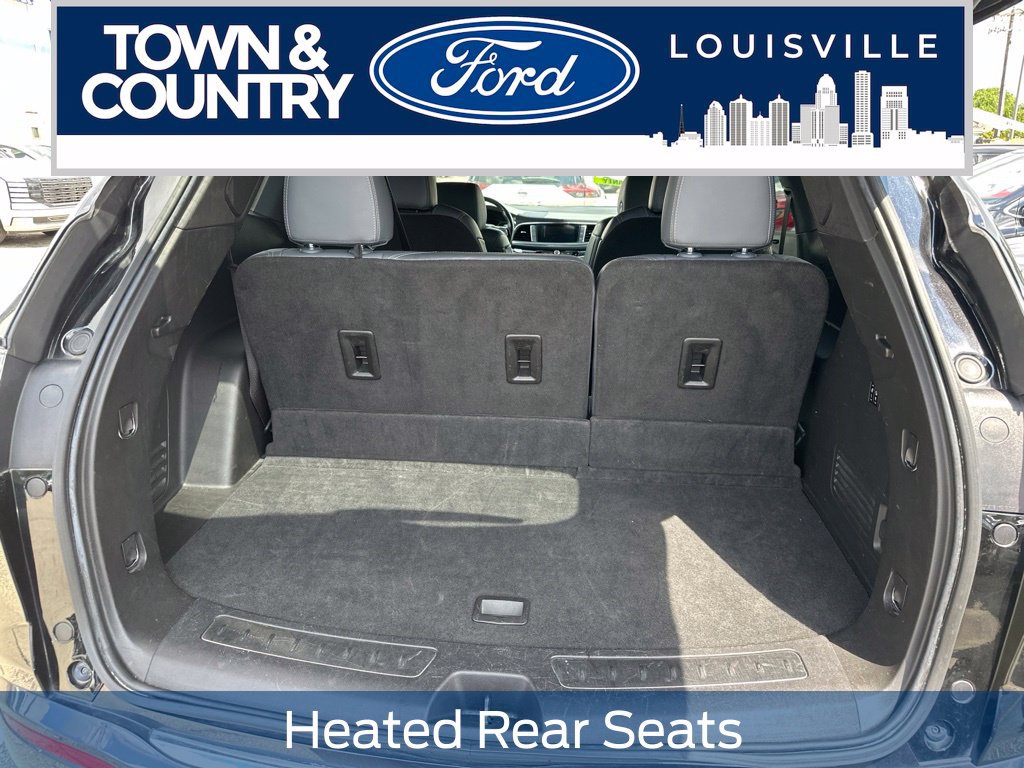 Used 2024 Buick Enclave Premium FWD image 6