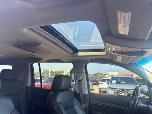 Used 2019 Chevrolet Suburban LT AWD/4WD image 30