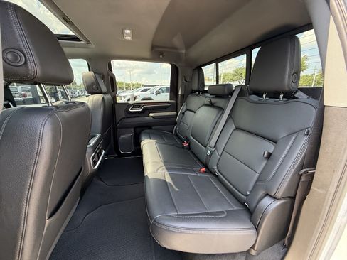 Used 2024 GMC Sierra 2500 Denali w/ Denali Reserve Package AWD/4WD image 29