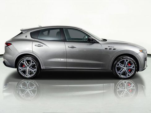 Used 2022 Maserati Levante Modena image 5