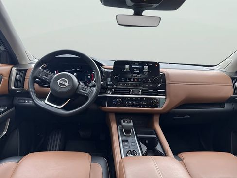 Used 2025 Nissan Pathfinder Platinum AWD/4WD image 20