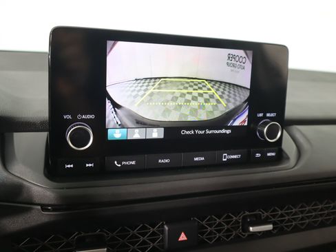 Used 2023 Honda Accord EX image 6