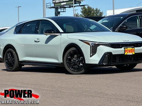 New 2026 Kia K4 GT-Line Turbo FWD image 1