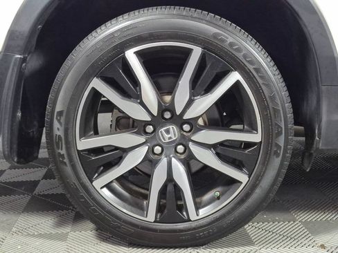 Used 2021 Honda Pilot Touring image 32