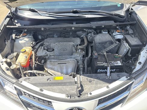 Used 2013 Toyota RAV4 Limited AWD/4WD image 34