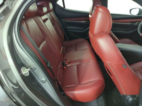 Used 2019 MAZDA MAZDA3 Hatchback w/ Premium Package image 33