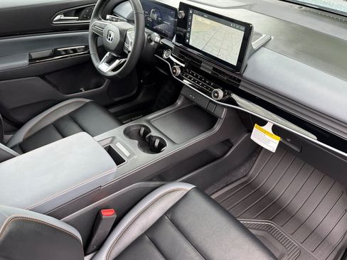New 2026 Honda Prologue Touring image 18