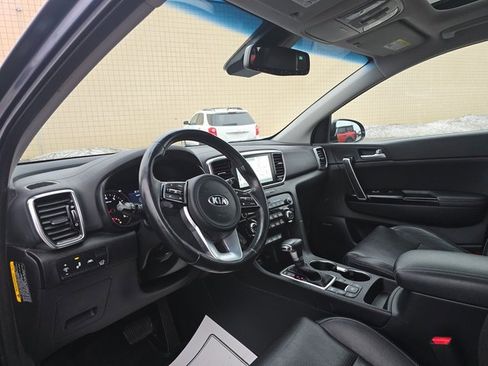 Used 2021 Kia Sportage EX w/ EX Technology Package image 11
