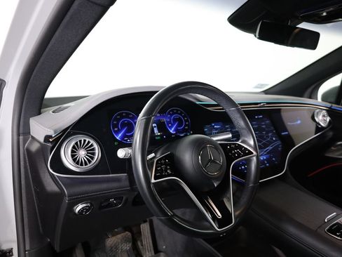Used 2023 Mercedes-Benz EQS 580 4MATIC SUV image 28