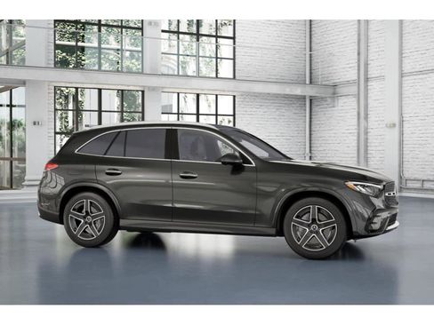Used 2026 Mercedes-Benz GLC 300 image 14