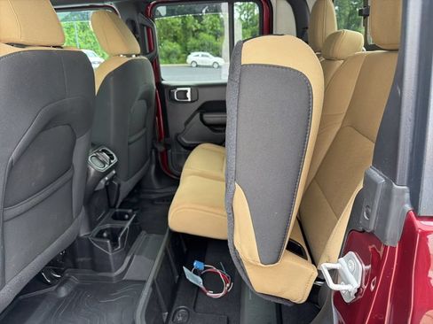 Used 2021 Jeep Gladiator Sport AWD/4WD image 38