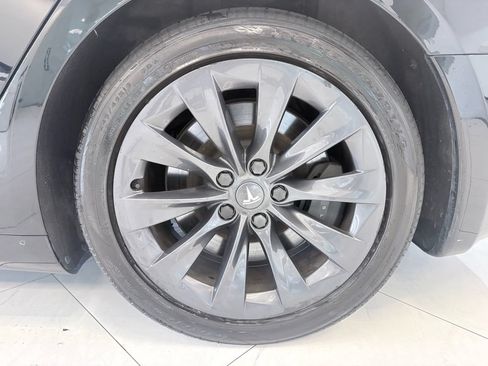 Used 2019 Tesla Model S 100D AWD/4WD image 33