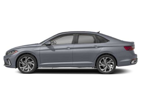 Used 2026 Volkswagen Jetta SEL FWD image 3