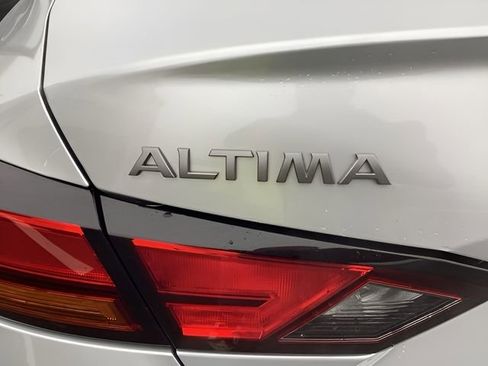 Used 2023 Nissan Altima 2.5 SL AWD/4WD image 36