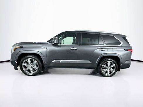Used 2025 Toyota Sequoia Capstone AWD/4WD image 6