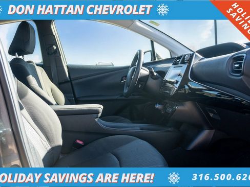 Used 2016 Toyota Prius Two image 20