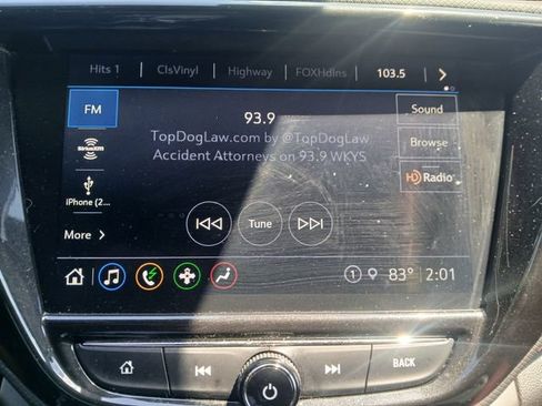 Used 2022 Chevrolet TrailBlazer RS w/ Sun and Liftgate Package AWD/4WD image 28