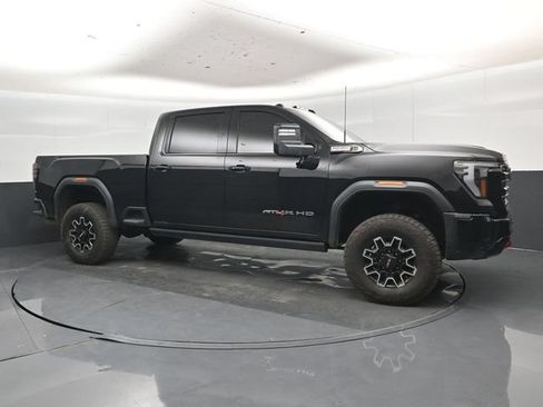 Used 2026 GMC Sierra 2500 AT4X AWD/4WD image 1