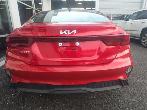Used 2023 Kia Forte LXS FWD image 7
