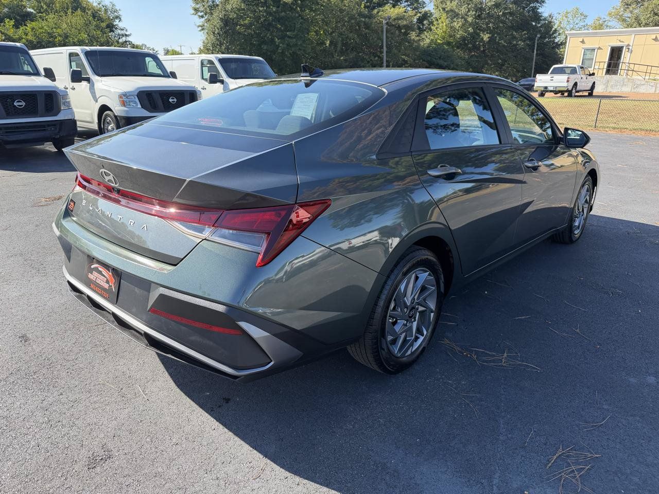 Used 2024 Hyundai Elantra SEL FWD image 4