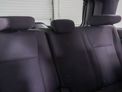 Used 2021 Ford Expedition XLT image 30