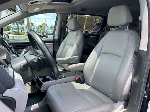 Used 2024 Honda Odyssey EX-L image 19