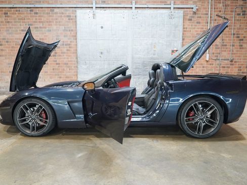 Used 2013 Chevrolet Corvette Coupe w/ Battery Protection Package RWD image 26
