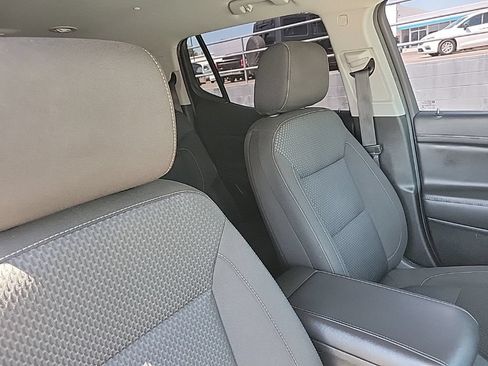 Used 2023 GMC Acadia SLE w/ Driver Convenience Package FWD image 48