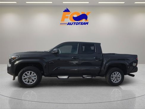 New 2026 Toyota Tacoma SR5 image 2