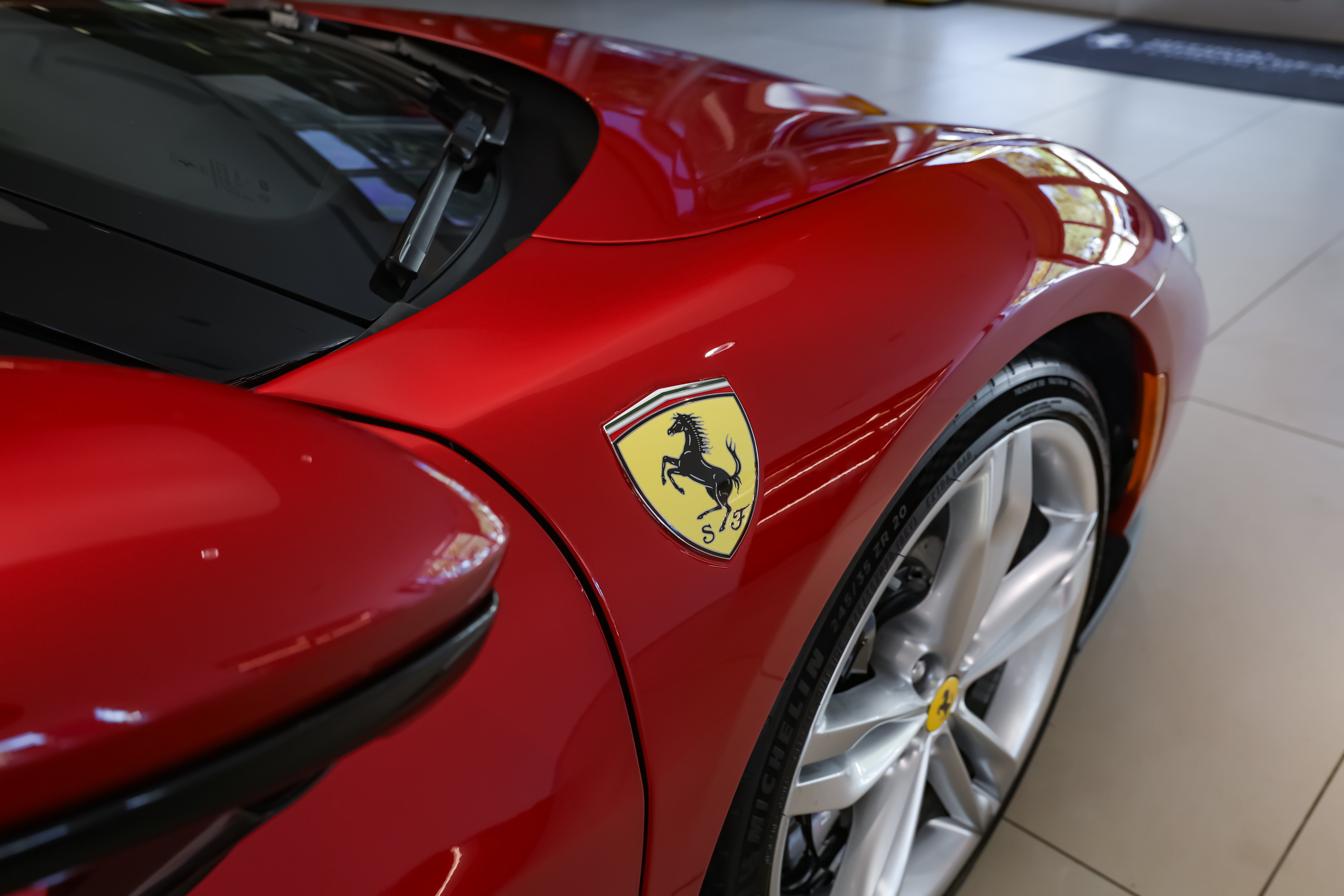 Used 2024 Ferrari 296 GTS RWD image 24