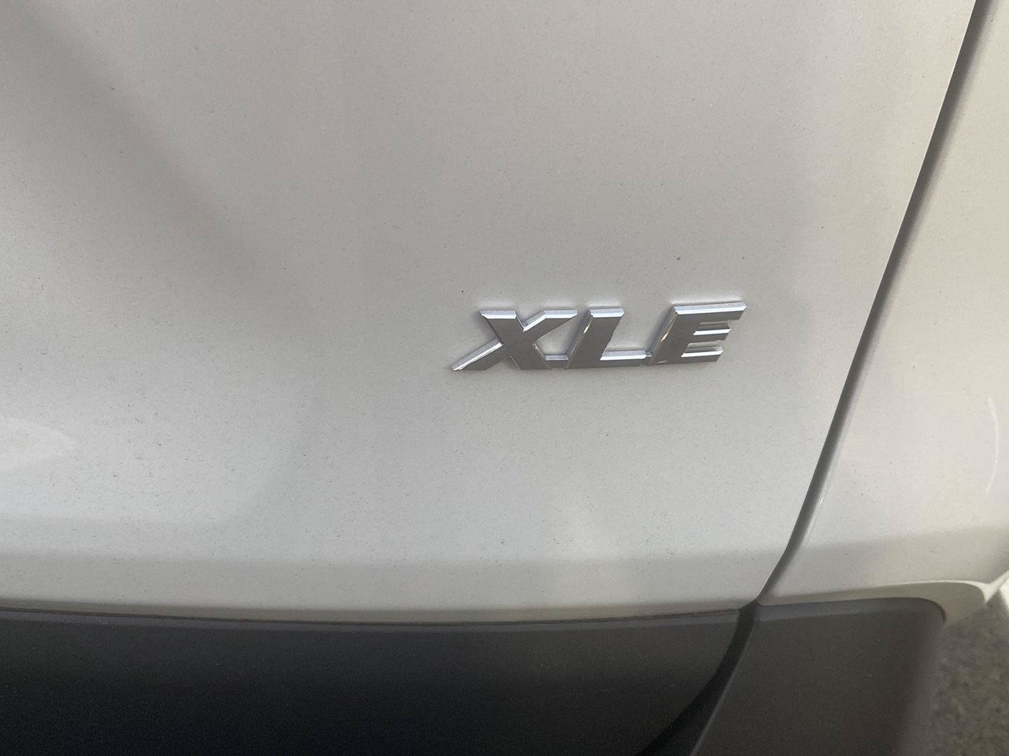 Used 2025 Toyota RAV4 XLE Premium w/ Weather Package FWD image 7