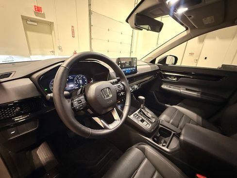 Used 2026 Honda CR-V EX-L image 17