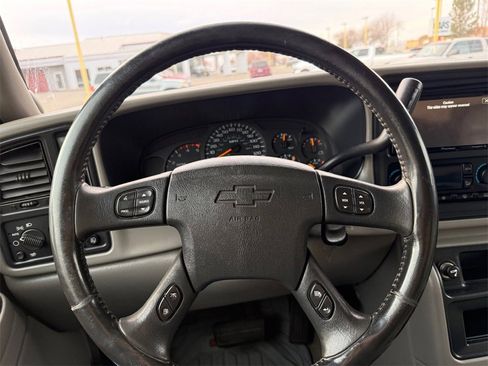 Used 2003 Chevrolet Silverado 2500 LT image 29