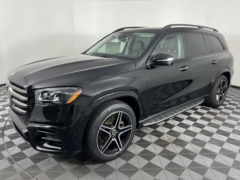 New 2026 Mercedes-Benz GLS 450 4MATIC image 8