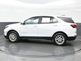 Used 2023 Chevrolet Equinox LT w/ Driver Convenience Package image 3