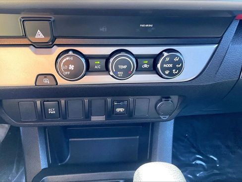 Used 2023 Toyota Tacoma SR5 image 31