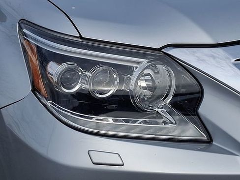 Used 2019 Lexus GX 460 Premium image 9