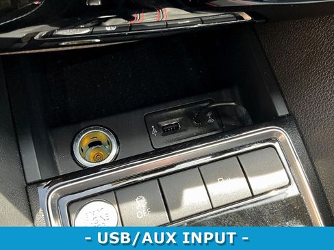 Used 2017 Volkswagen Jetta GLI image 18