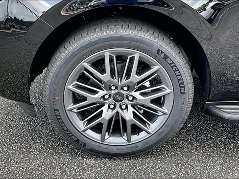 New 2026 Ford Expedition Max Platinum w/ Stealth Appearance Package AWD/4WD image 12