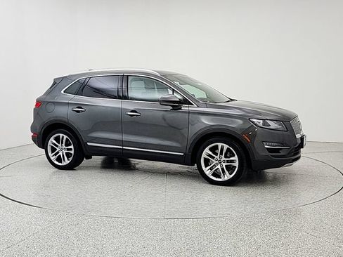 Used 2019 Lincoln MKC Reserve AWD/4WD image 3