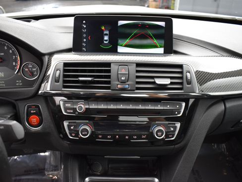 Used 2020 BMW M4 Coupe image 14