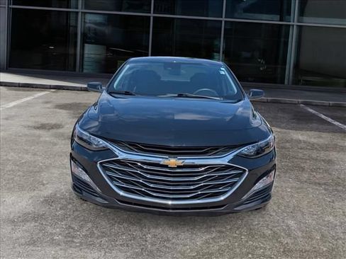 Used 2024 Chevrolet Malibu LT FWD image 3
