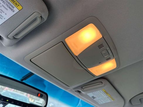 Used 2011 INFINITI G37 x image 32