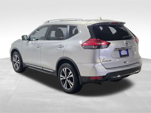 Used 2017 Nissan Rogue SL image 20