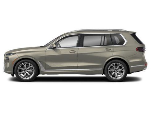 Certified 2026 BMW X7 xDrive40i w/ M Sport Package image 3
