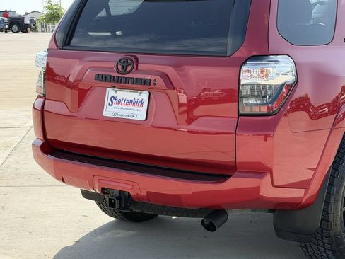 Used 2024 Toyota 4Runner SR5 Premium w/ Moonroof Package AWD/4WD image 6